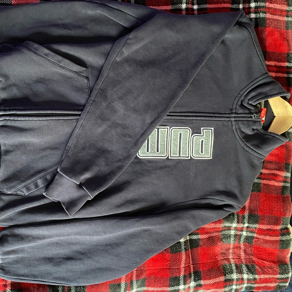 Puma sportsLifestyle Zipper Jacket.